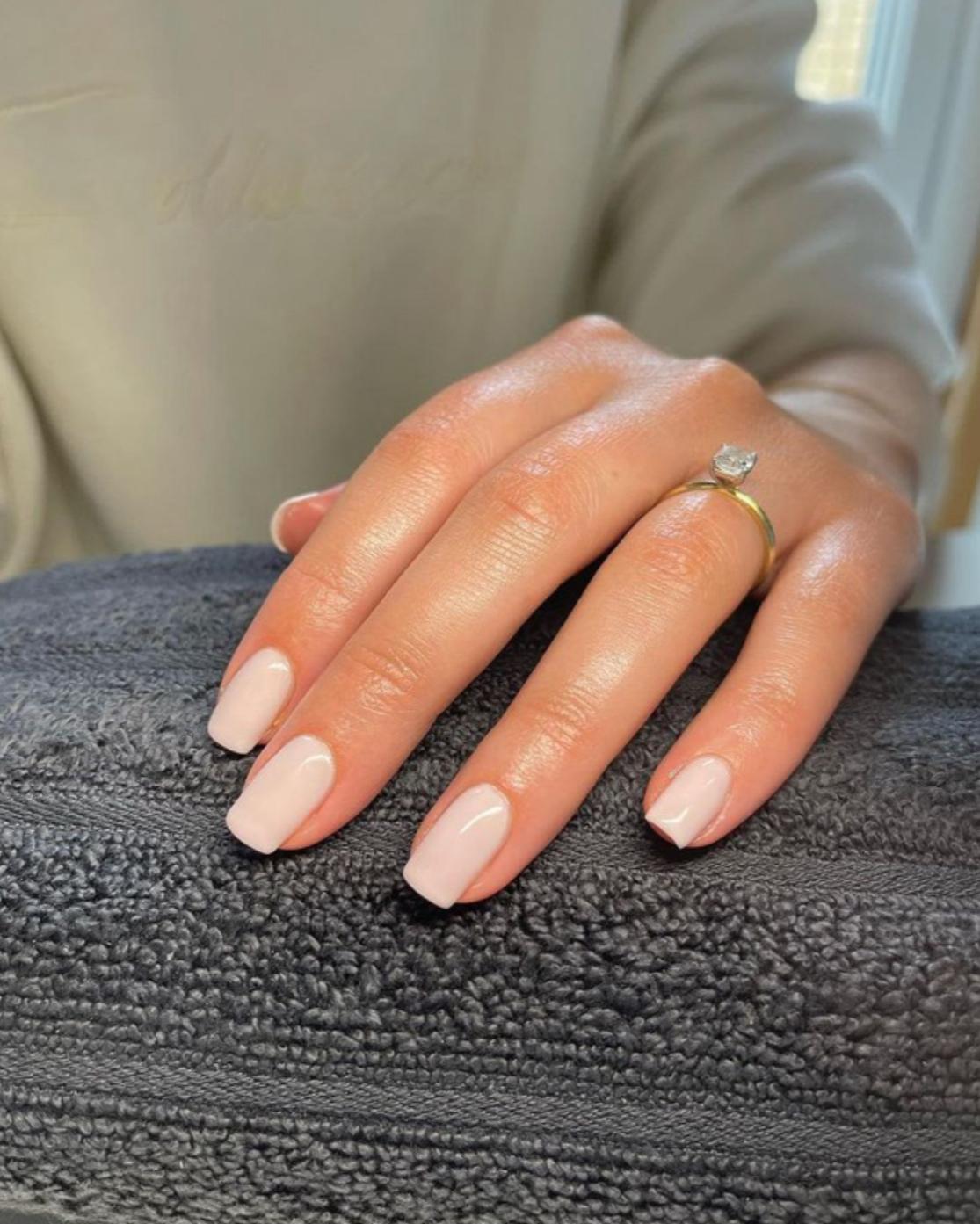 Shellac Express Manicure